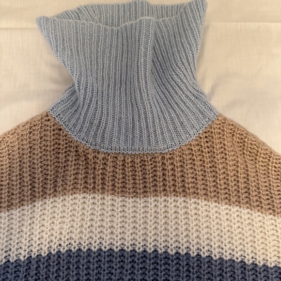 white brown blue stripe knitted sweater turtle neck acrylic fabric - Picture 2 of 4